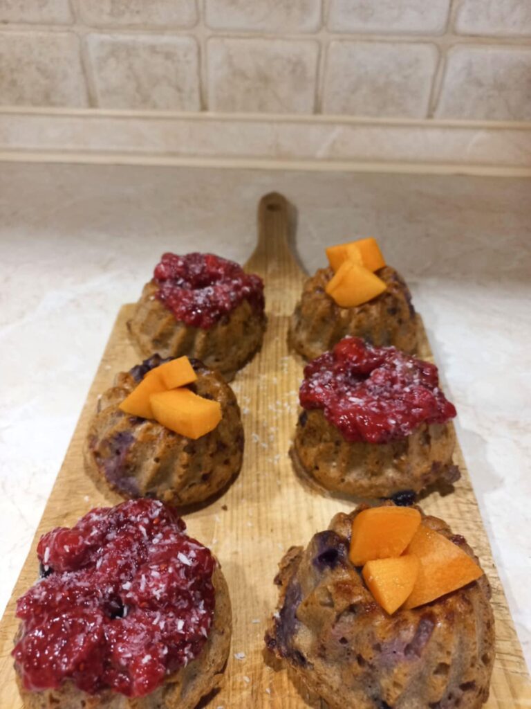 Cupcakes με μύρτιλα και cranberries 12 κομμάτια 130kcal/κομμάτι